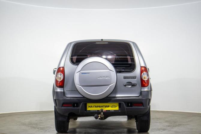 Chevrolet Niva I Рестайлинг с пробегом 2014 года, цена 619 000 рублей, 134279 км, внедорожник, Автокод Объявления