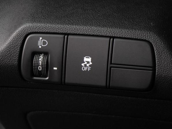 Hyundai Elantra VII (CN7) с пробегом 2021 года, цена 1 599 000 рублей, 142258 км, седан, Автокод Объявления