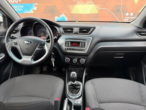Kia Rio III Рестайлинг с пробегом 2016 года, цена 851 000 рублей, 138300 км, седан, Автокод Объявления