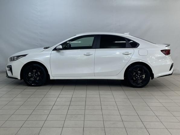Kia Cerato IV Рестайлинг с пробегом 2021 года, цена 2 140 000 рублей, 38823 км, седан, Автокод Объявления