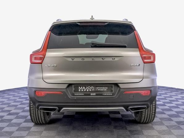 Volvo XC40 I с пробегом 2020 года, цена 3 155 000 рублей, 111143 км, внедорожник, Автокод Объявления