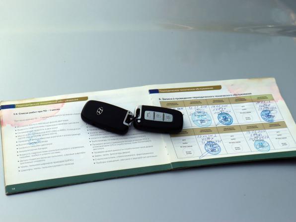 Hyundai Solaris I с пробегом 2011 года, цена 799 000 рублей, 229384 км, седан, Автокод Объявления