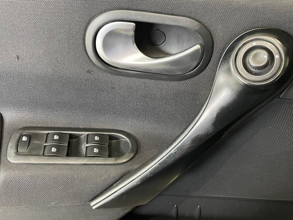 Renault Megane II Рестайлинг с пробегом 2007 года, цена 410 000 рублей, 191842 км, седан, Автокод Объявления