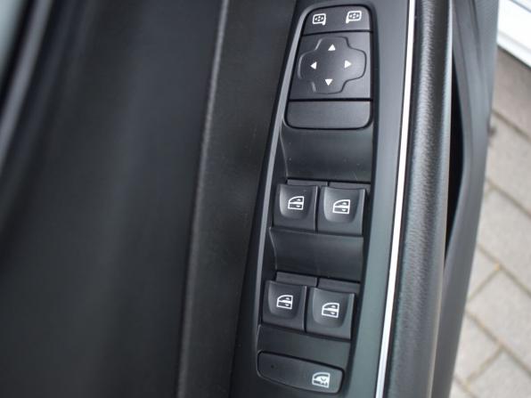 Renault Talisman I с пробегом 2017 года, цена 1 419 000 рублей, 142000 км, седан, Автокод Объявления
