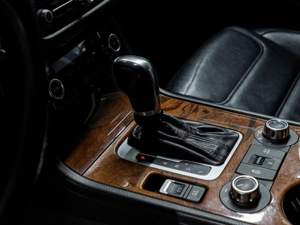 Volkswagen Touareg II с пробегом 2010 года, цена 1 950 000 рублей, 131869 км, внедорожник, Автокод Объявления
