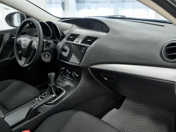 Mazda 3 II (BL) Рестайлинг с пробегом 2012 года, цена 920 000 рублей, 197941 км, седан, Автокод Объявления