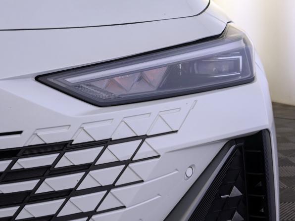 Changan UNI-V I с пробегом 2023 года, цена 2 100 000 рублей, 49815 км, лифтбек, Автокод Объявления