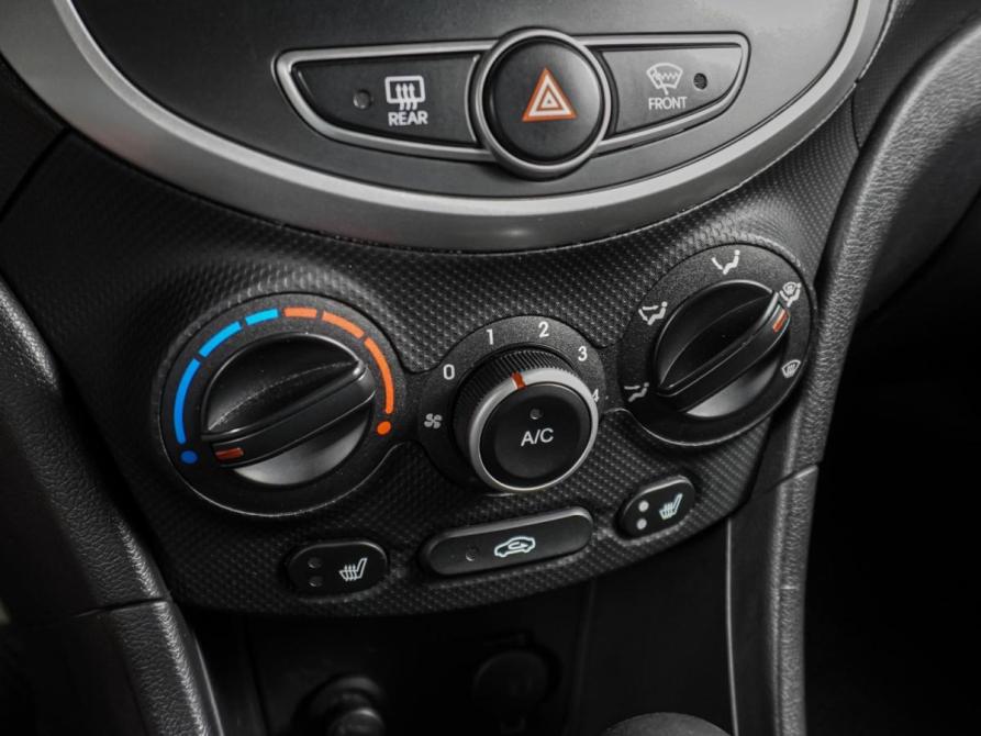 Hyundai Solaris I Воронеж  - изображение 12