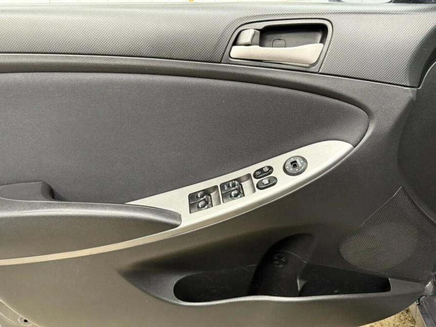 Hyundai Solaris I Рестайлинг Набережные Челны  - изображение 6
