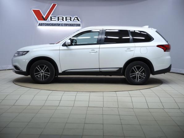 Mitsubishi Outlander III Рестайлинг 2 с пробегом 2018 года, цена 1 790 000 рублей, 149899 км, внедорожник, Автокод Объявления
