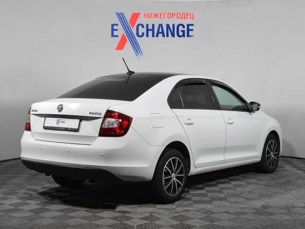 Skoda Rapid I Рестайлинг с пробегом 2018 года, цена 1 069 000 рублей, 219000 км, лифтбек, Автокод Объявления