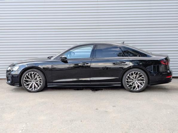 Audi A8 IV (D5) с пробегом 2022 года, цена 6 990 000 рублей, 81667 км, седан, Автокод Объявления