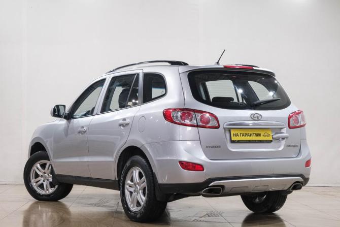 Hyundai Santa Fe II Рестайлинг с пробегом 2011 года, цена 1 449 000 рублей, 260000 км, внедорожник, Автокод Объявления