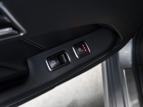 Mercedes-Benz E-Класс IV (W212 S212 C207) Рестайлинг с пробегом 2013 года, цена 2 400 000 рублей, 184997 км, седан, Автокод Объявления
