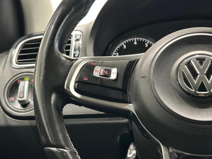 Volkswagen Polo V Рестайлинг Санкт-Петербург  - изображение 14