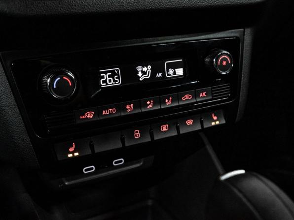 Volkswagen Polo VI с пробегом 2021 года, цена 1 669 000 рублей, 160571 км, лифтбек, Автокод Объявления