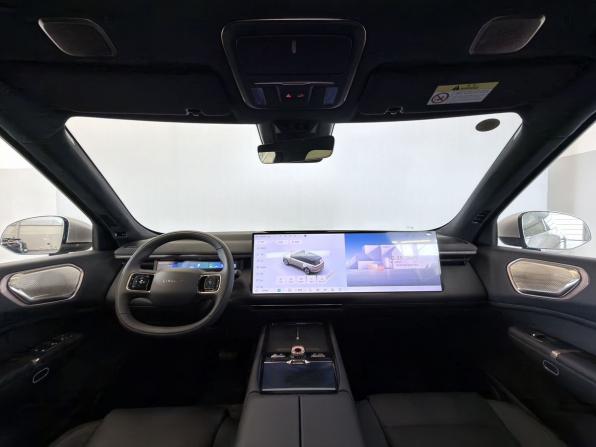 Lynk &amp; Co 900 с пробегом 2026 года, цена 8 000 000 рублей, 35 км, внедорожник, Автокод Объявления