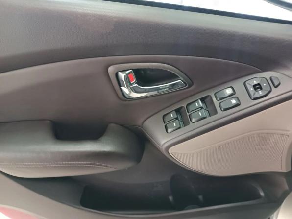 Hyundai ix35 I с пробегом 2011 года, цена 1 235 000 рублей, 177020 км, внедорожник, Автокод Объявления