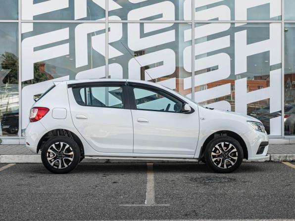 Renault Sandero II Рестайлинг с пробегом 2021 года, цена 1 120 000 рублей, 48503 км, хэтчбек, Автокод Объявления