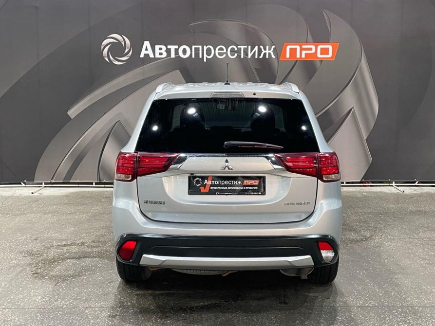 Mitsubishi Outlander III Рестайлинг 2 Пермь  - изображение 6