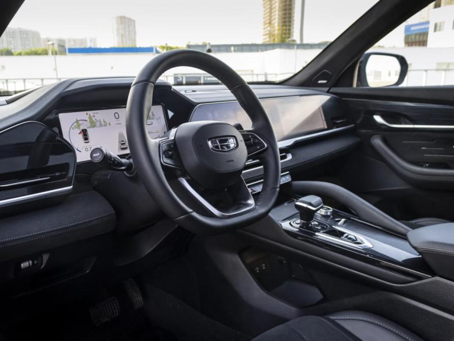 Geely Monjaro I Москва  - изображение 10