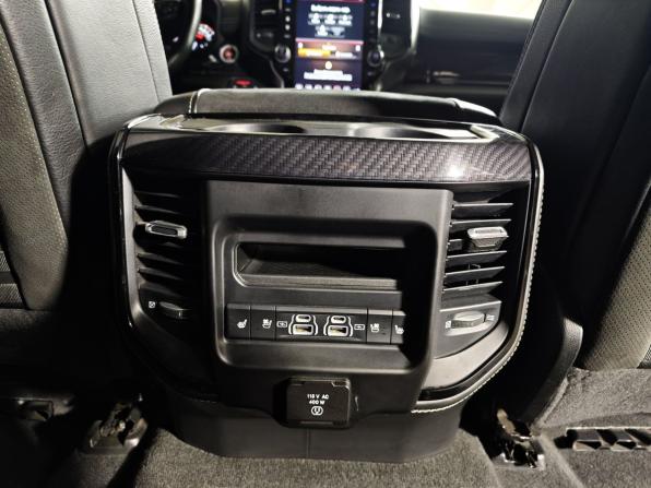 Ram 1500 V с пробегом 2021 года, цена 9 800 000 рублей, 91860 км, offers.body_type.unknown, Автокод Объявления