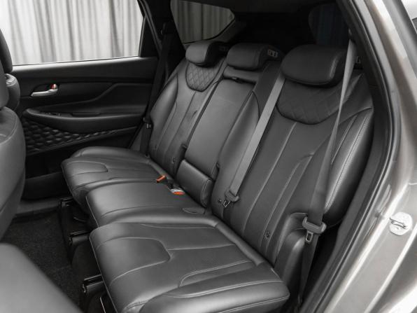 Hyundai Santa Fe IV Рестайлинг с пробегом 2022 года, цена 4 500 000 рублей, 42280 км, внедорожник, Автокод Объявления