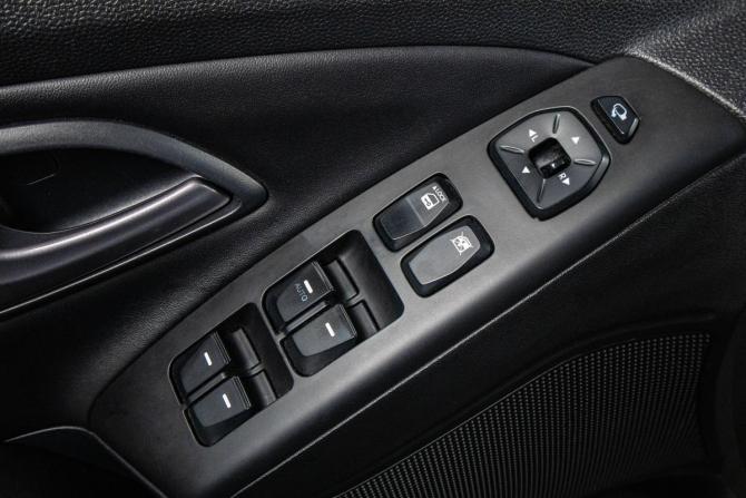 Hyundai ix35 I Рестайлинг с пробегом 2014 года, цена 1 499 000 рублей, 149813 км, внедорожник, Автокод Объявления