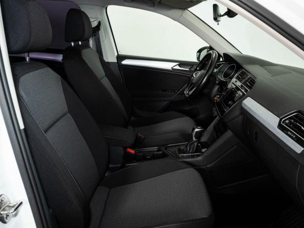 Volkswagen Tiguan II Рестайлинг с пробегом 2020 года, цена 2 428 000 рублей, 112639 км, внедорожник, Автокод Объявления