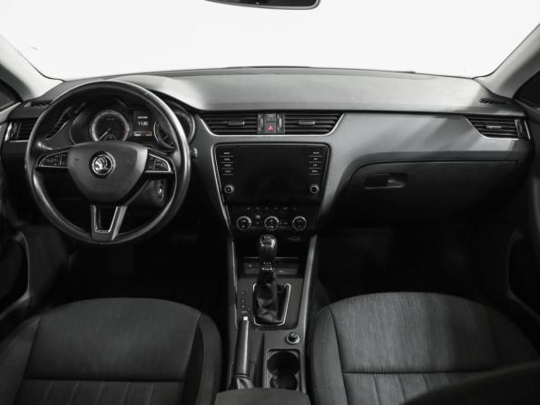 Skoda Octavia III (A7) Рестайлинг с пробегом 2018 года, цена 2 039 000 рублей, 138357 км, лифтбек, Автокод Объявления