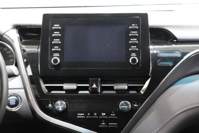 Toyota Camry VIII (XV70) Рестайлинг с пробегом 2021 года, цена 2 375 000 рублей, 111789 км, седан, Автокод Объявления