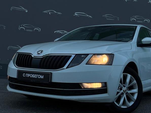 Skoda Octavia III (A7) Рестайлинг с пробегом 2018 года, цена 1 041 300 рублей, 286350 км, лифтбек, Автокод Объявления