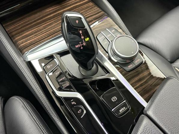 BMW 5 серии VII (G30/G31/G38) Рестайлинг с пробегом 2021 года, цена 4 795 000 рублей, 58262 км, седан, Автокод Объявления