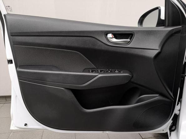 Hyundai Solaris II Рестайлинг с пробегом 2022 года, цена 1 620 000 рублей, 66122 км, седан, Автокод Объявления