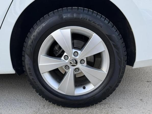 Skoda Octavia IV (A8) с пробегом 2021 года, цена 2 424 000 рублей, 71580 км, лифтбек, Автокод Объявления
