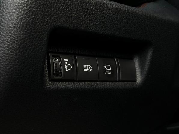 Toyota RAV4 V (XA50) с пробегом 2022 года, цена 3 098 700 рублей, 144240 км, внедорожник, Автокод Объявления