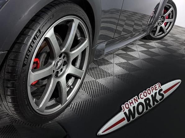 Mini Hatch II (R56) Рестайлинг с пробегом 2013 года, цена 1 612 000 рублей, 184215 км, хэтчбек, Автокод Объявления