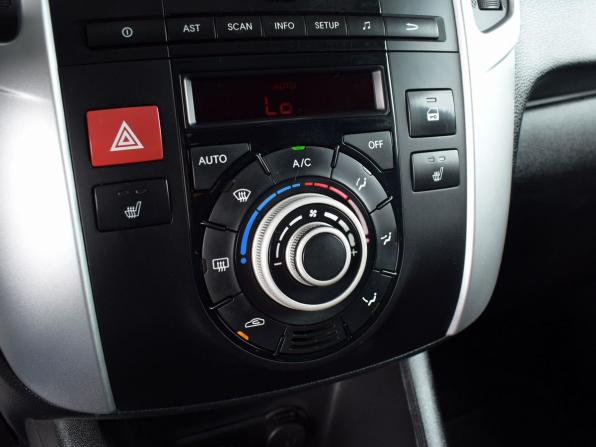 Kia Venga I с пробегом 2013 года, цена 799 995 рублей, 154773 км, компактвэн, Автокод Объявления