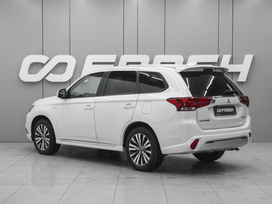 Mitsubishi Outlander III Рестайлинг 3 Ростов-на-Дону  - изображение 2