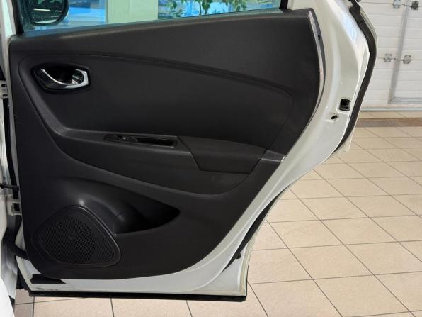 Renault Kaptur I с пробегом 2016 года, цена 1 190 000 рублей, 150000 км, внедорожник, Автокод Объявления