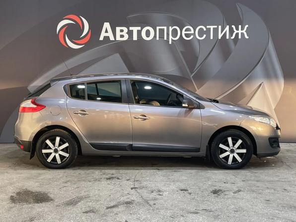 Renault Megane III Рестайлинг с пробегом 2012 года, цена 575 000 рублей, 245678 км, хэтчбек, Автокод Объявления
