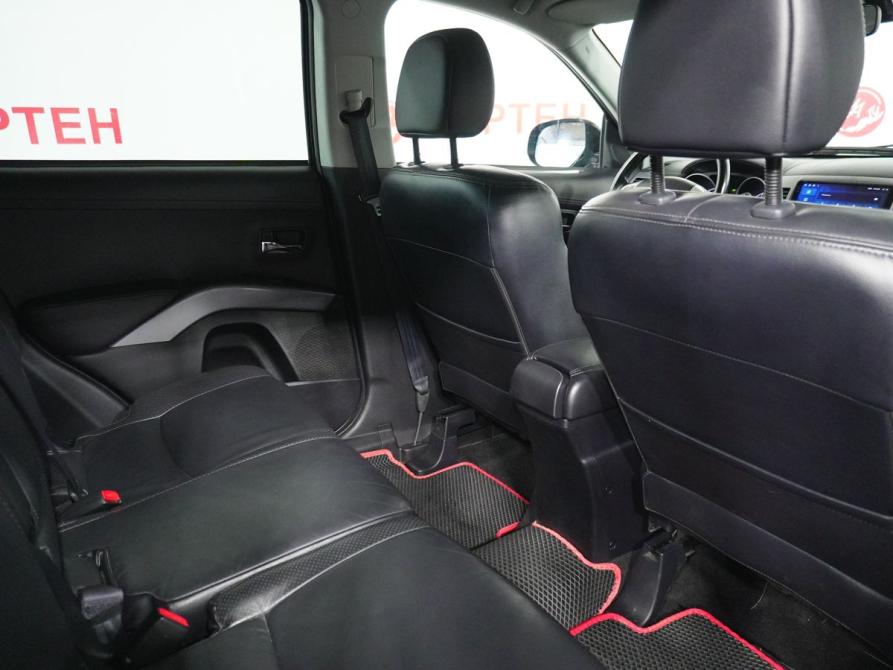 Mitsubishi Outlander II Рестайлинг Вологда  - изображение 11