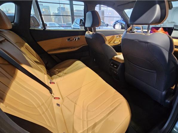 Новый Geely EX5 EM-i 2026 года, цена 3 939 215 рублей, внедорожник, Автокод Объявления