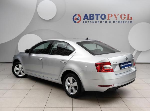Skoda Octavia III (A7) Рестайлинг с пробегом 2019 года, цена 2 119 000 рублей, 52473 км, лифтбек, Автокод Объявления