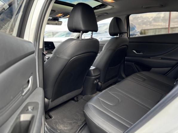 Hyundai Elantra VII (CN7) с пробегом 2021 года, цена 2 020 000 рублей, 18993 км, седан, Автокод Объявления