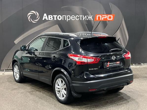 Nissan Qashqai II с пробегом 2015 года, цена 1 744 000 рублей, 128420 км, внедорожник, Автокод Объявления