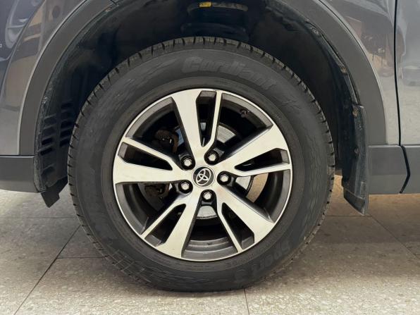 Toyota RAV4 IV (XA40) Рестайлинг с пробегом 2016 года, цена 2 610 000 рублей, 100601 км, внедорожник, Автокод Объявления