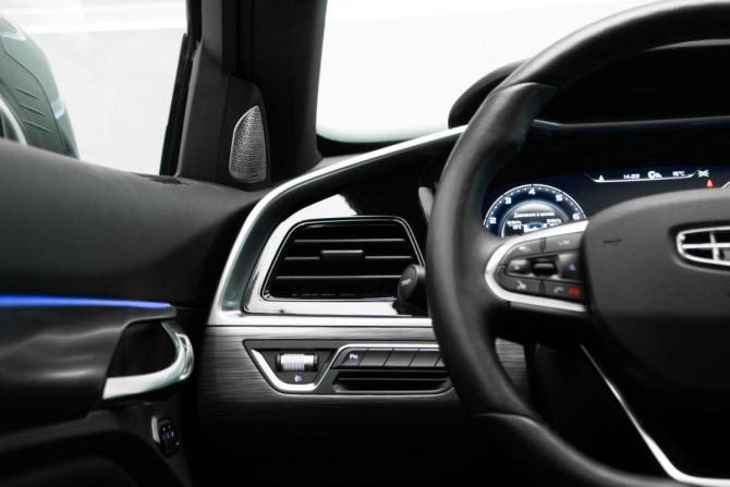 Geely Tugella I Рестайлинг с пробегом 2023 года, цена 2 595 000 рублей, 42614 км, внедорожник, Автокод Объявления