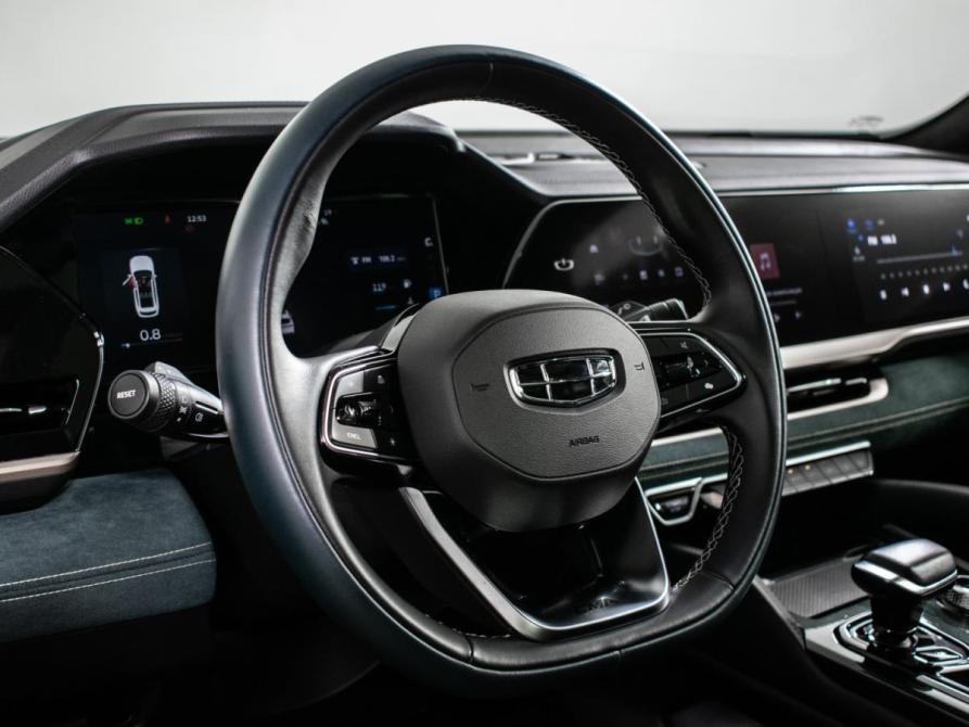 Geely Monjaro I Москва  - изображение 14