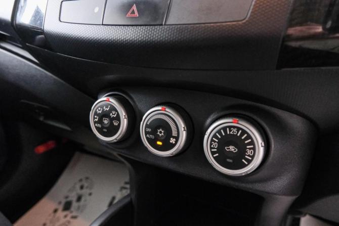 Mitsubishi Outlander II с пробегом 2008 года, цена 1 199 000 рублей, 161000 км, внедорожник, Автокод Объявления